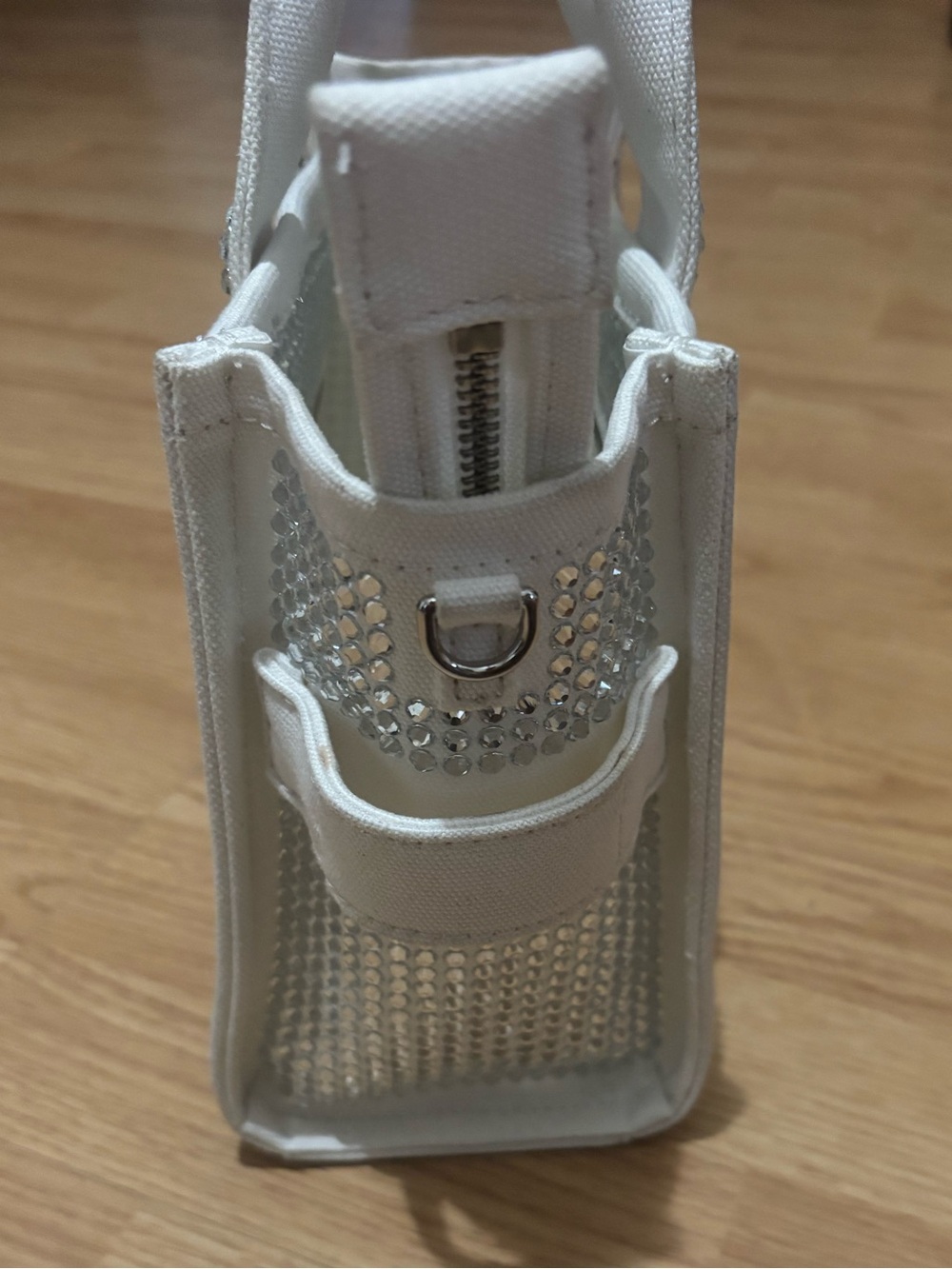 Marc Jacobs White Crystal-Embellished Tote - Picture 7 of 10